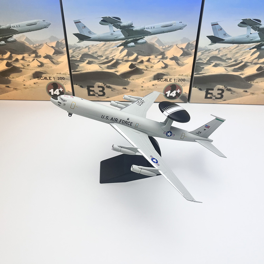 Model Kit Airplane - Model statyczny samolotu E-3 Sentry AWACS