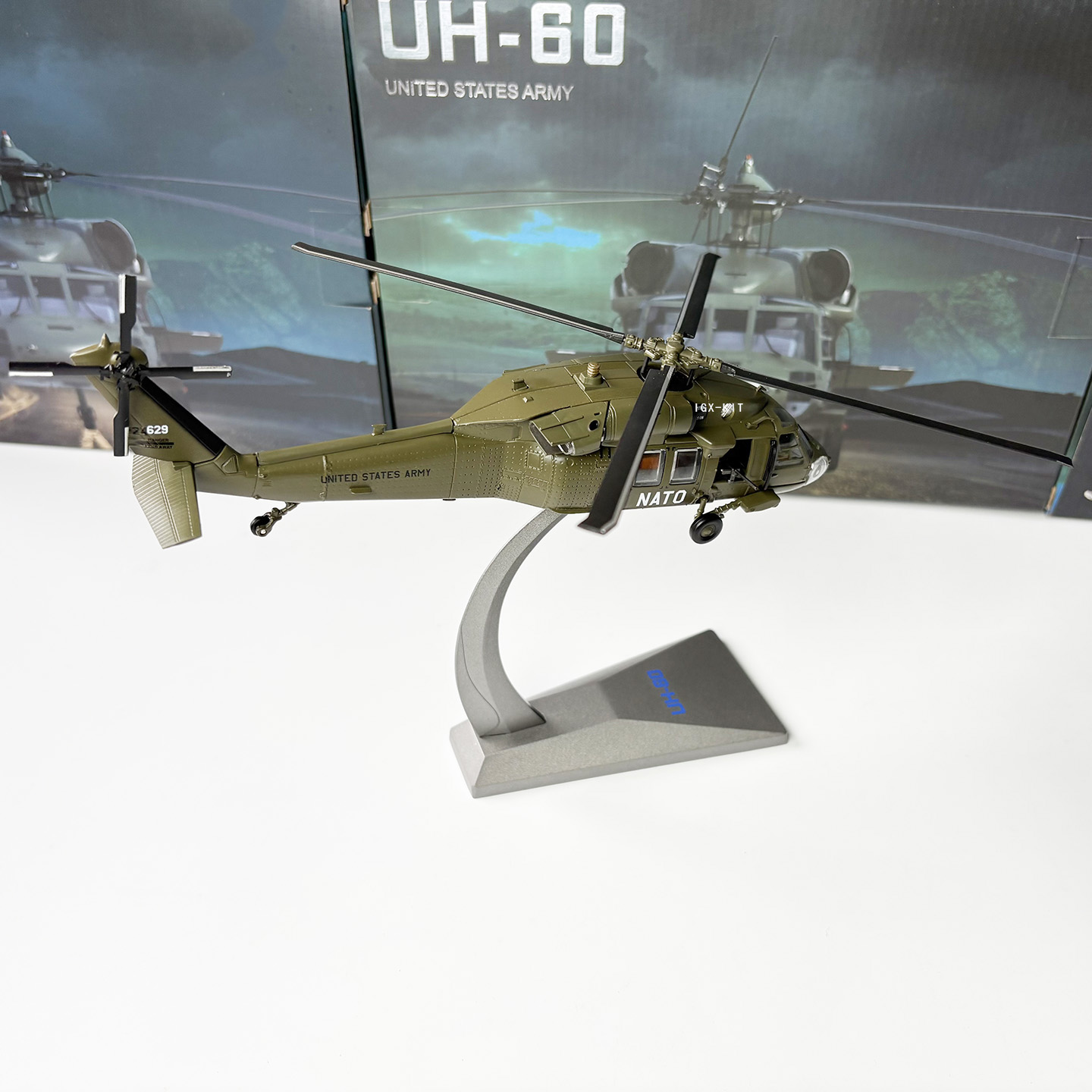 Helikopter U.S. UH-60 Black Ha – Model Kit Helicopter recenzja i cena