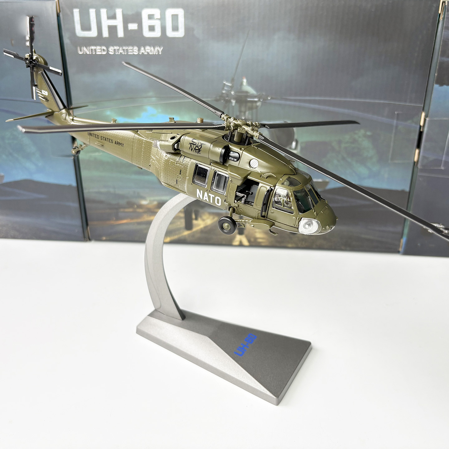 Helikopter U.S. UH-60 Black Ha – Model Kit Helicopter recenzja i cena