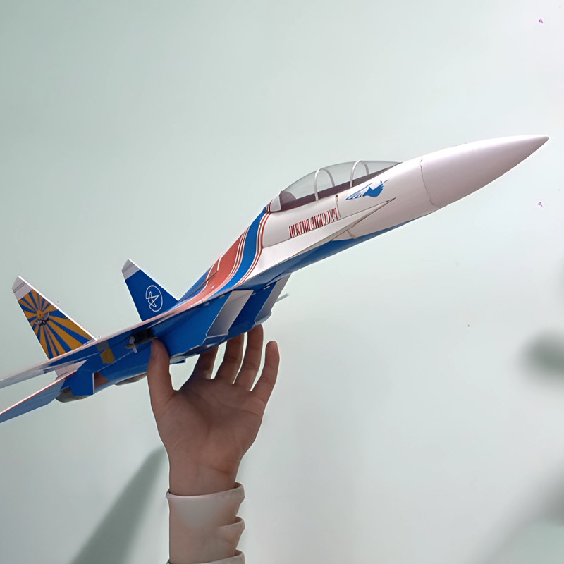 Su-27 Model Samolotu Myśliwca  – Model Kit Expert recenzja i cena